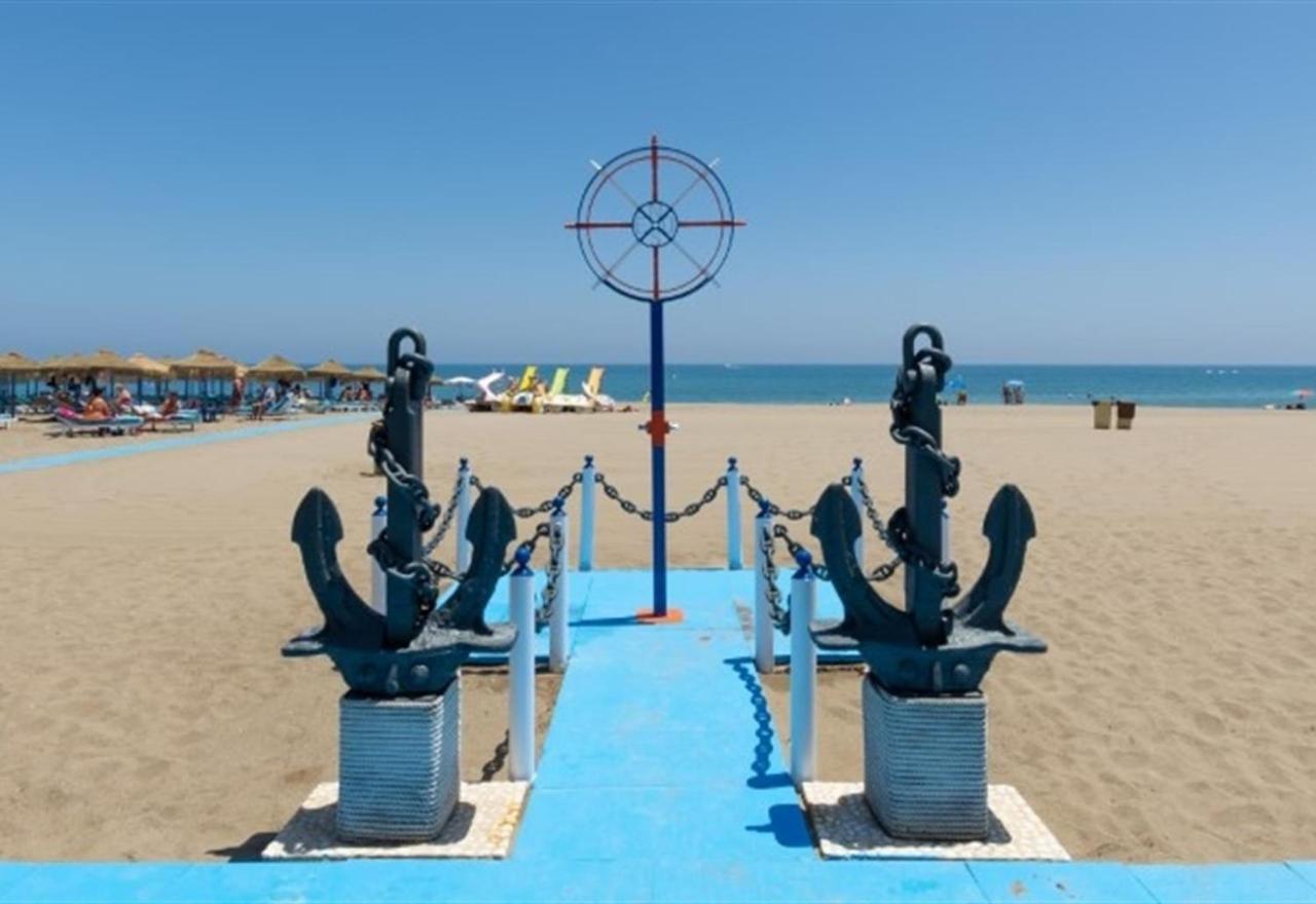 Beach Apartment Montemarcarihuela Torremolinos Dış mekan fotoğraf